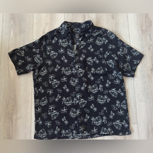 Axcess Black Casual Button Down Shirt 🤍🖤 - Picture 1 of 5